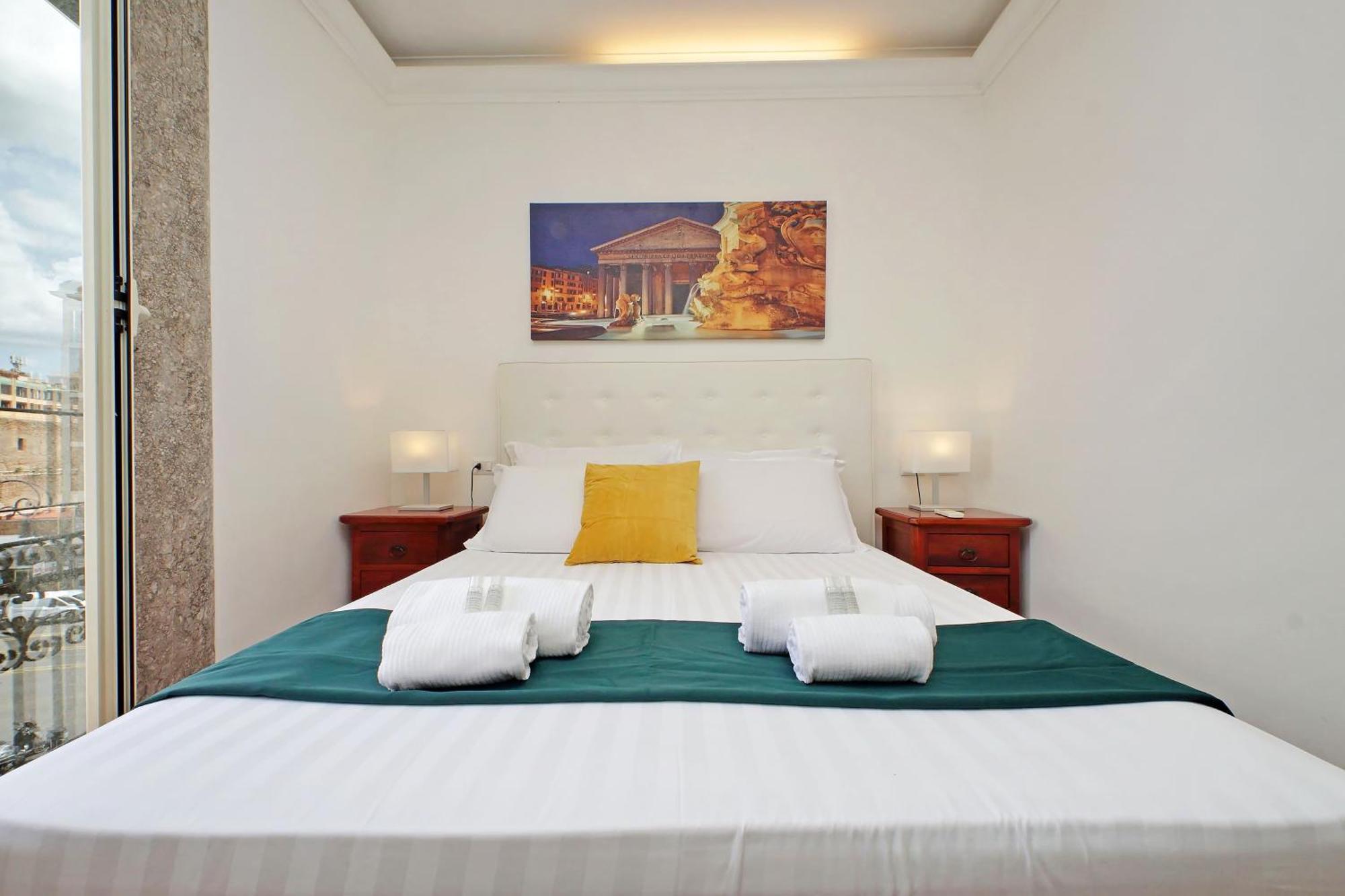Romulus Rooms מראה חיצוני תמונה