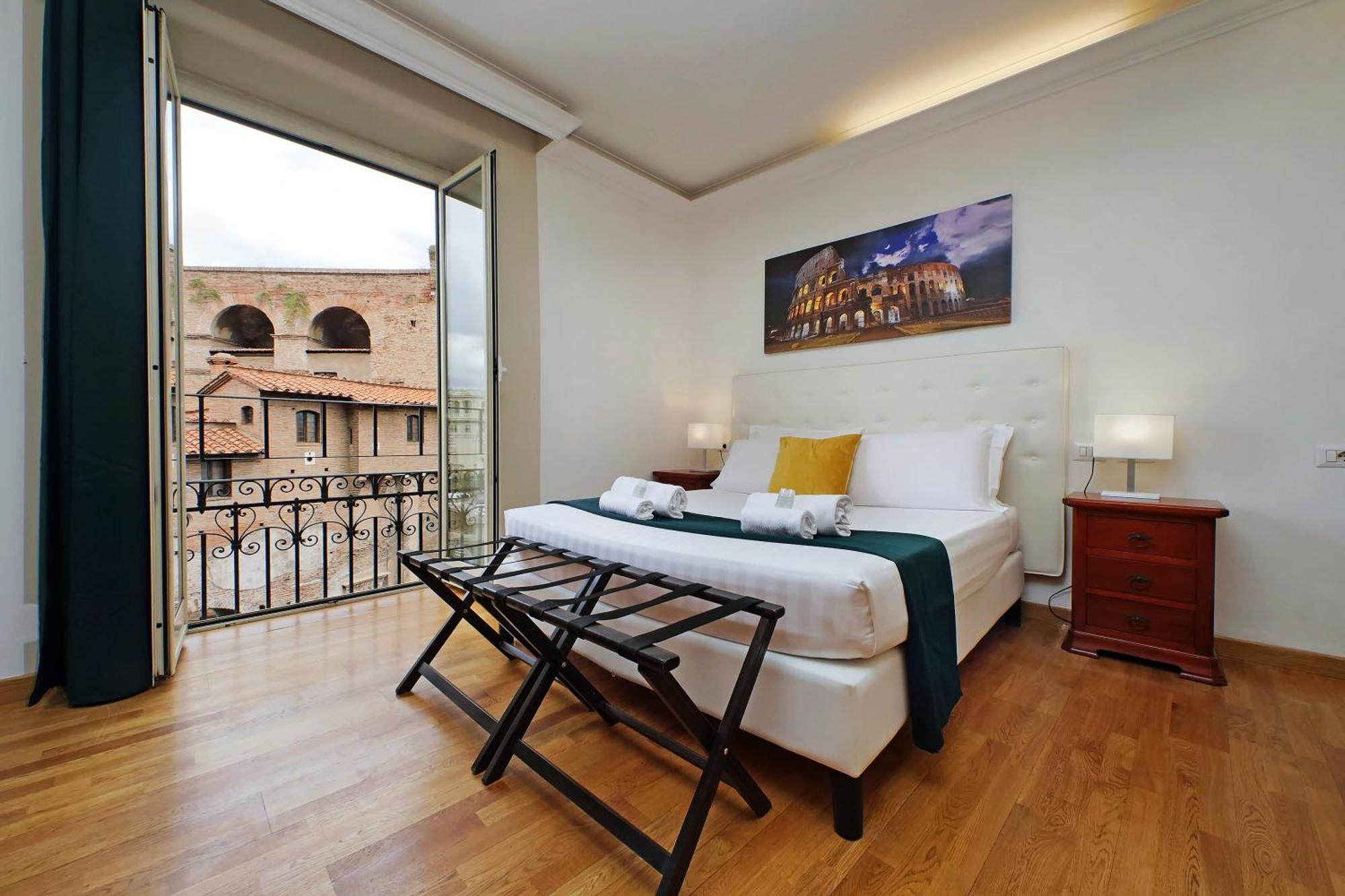 Romulus Rooms מראה חיצוני תמונה