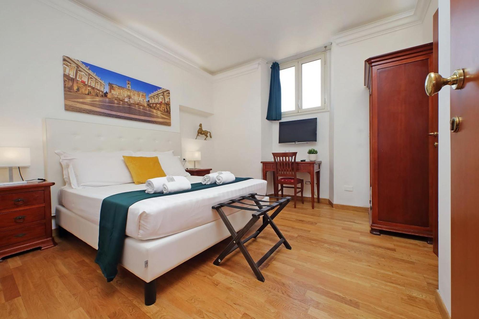 Romulus Rooms מראה חיצוני תמונה